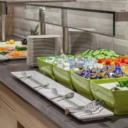 Express - - Hauptbahnhof By Ihg 3*