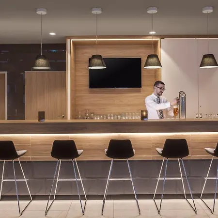 Express - - Hauptbahnhof By Ihg 3*