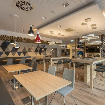 Express - - Hauptbahnhof By Ihg 伍珀塔尔