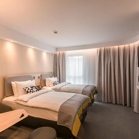 Express - - Hauptbahnhof By Ihg 3*