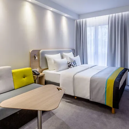 Express - - Hauptbahnhof By Ihg 酒店 3*