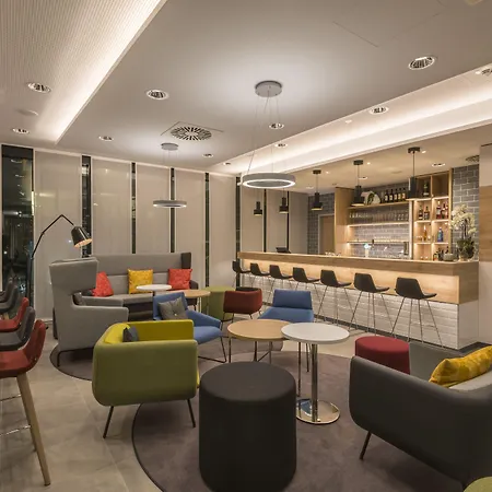 酒店 Express - - Hauptbahnhof By Ihg 3*