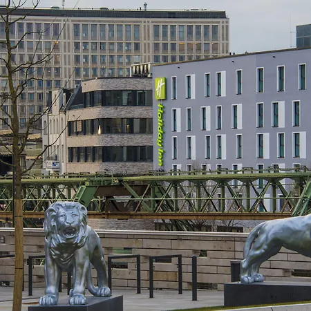 Hotel Express - - Hauptbahnhof By Ihg