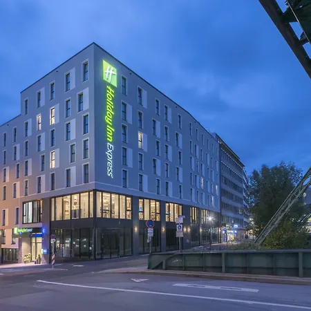 호텔 Express - - Hauptbahnhof By Ihg 3*