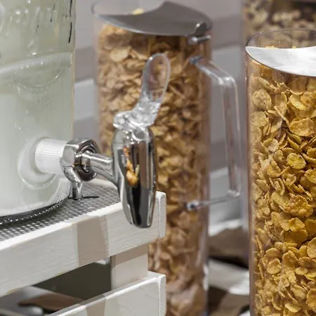 Hotel Express - - Hauptbahnhof By Ihg 3*