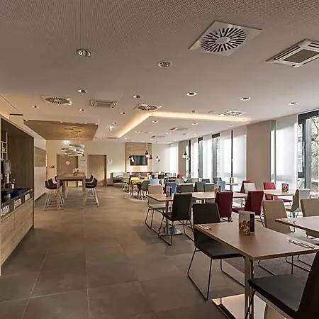Hotel Express - - Hauptbahnhof By Ihg 3*