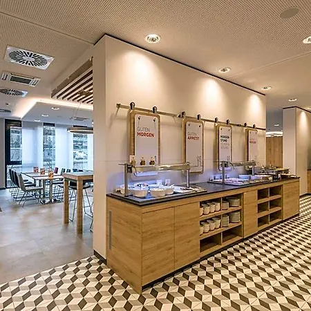 Hotel Express - - Hauptbahnhof By Ihg 3*