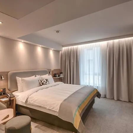 酒店 Express - - Hauptbahnhof By Ihg 3*
