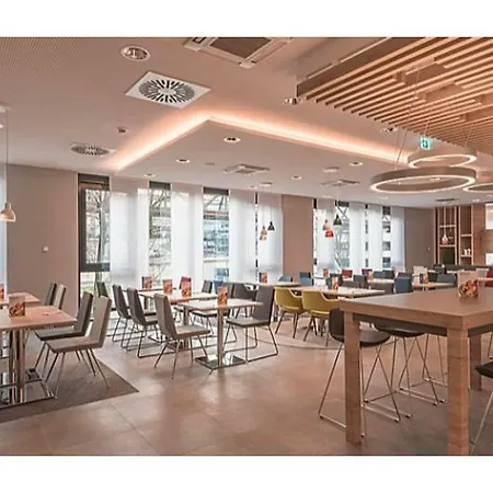 Express - - Hauptbahnhof By Ihg Hotel Wuppertal