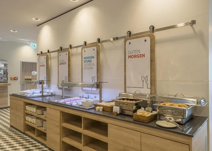 Express - - Hauptbahnhof By Ihg מלון וופרטל