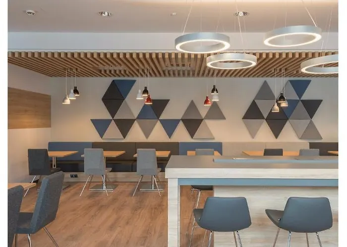 Express - - Hauptbahnhof By Ihg Hotel