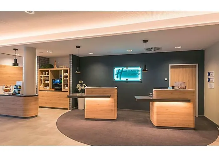 Hotel Express - - Hauptbahnhof By Ihg 3*